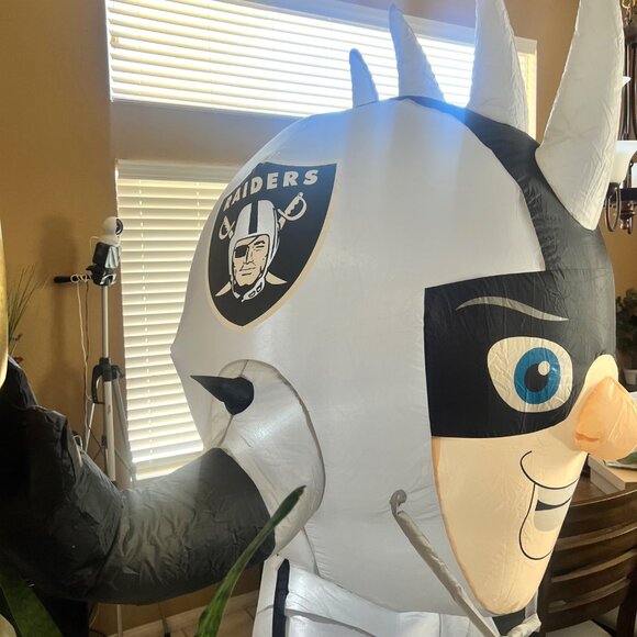 NFL Raiders 7’ft Led Lit Inflatable Mascot - Picture 4 of 13